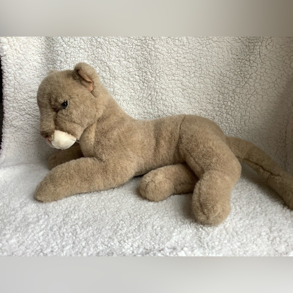 FIESTA Realistic Large Lying Cougar Plush Stuffed Animal Toy Vintage?